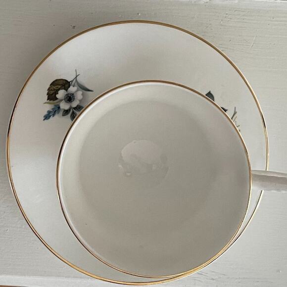 VTG Royal Dover Bone China, Teacup & Saucer, Floral, Gold Trim, Gray, Green - Picture 6 of 9
